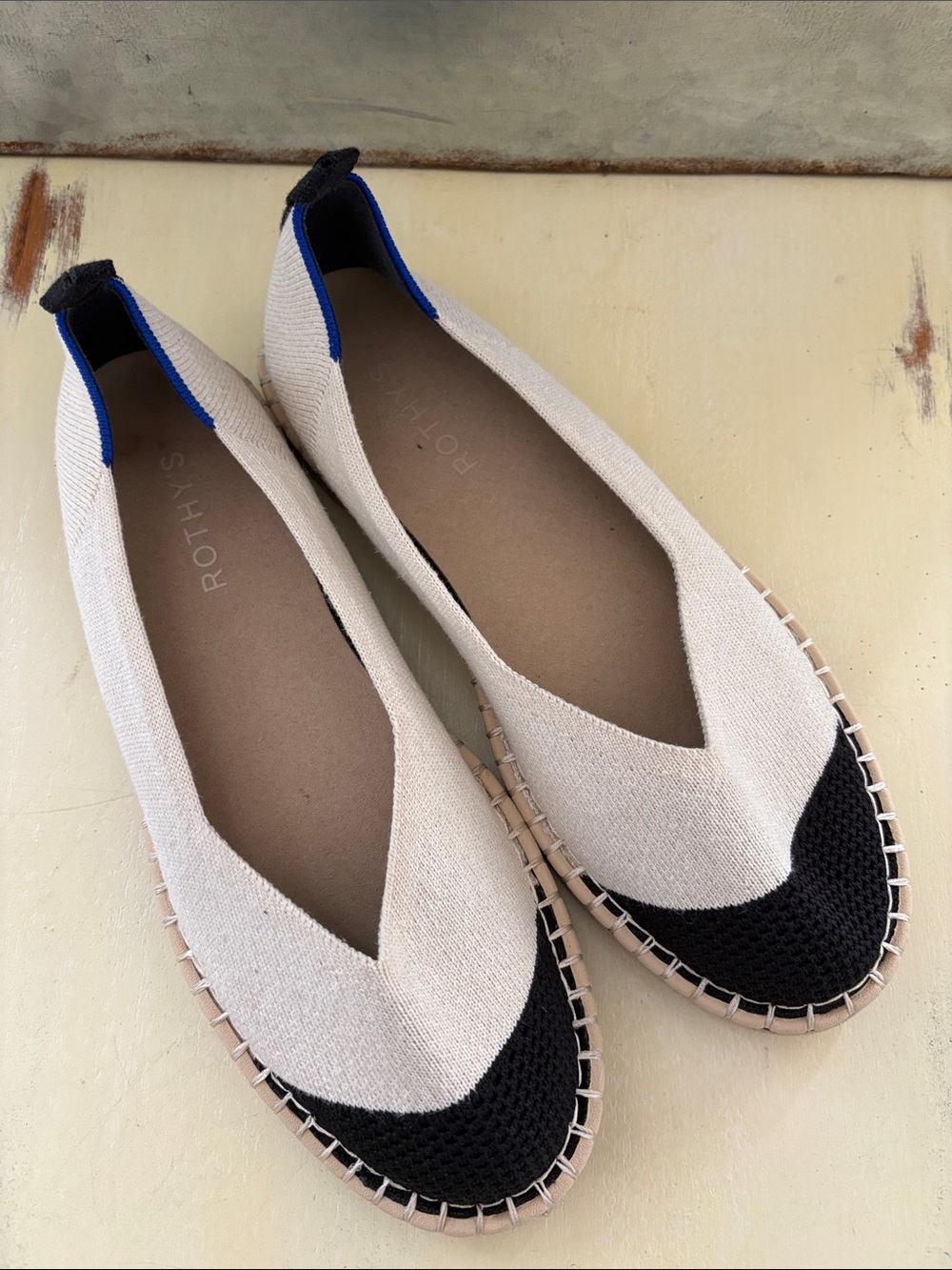 Rothy's Boardwalk Espadrille Flats Cream and Black Padded Insole Women's 9